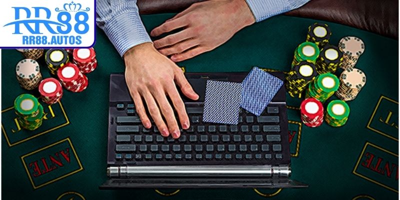 Hệ thống phát hiện gian lận